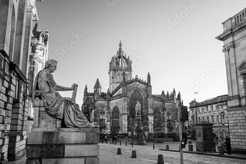 Street view of the historic Royal Mile, Edinburgh