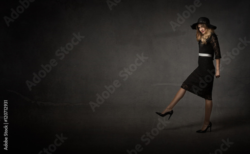 woman walking and kicking © Garrincha