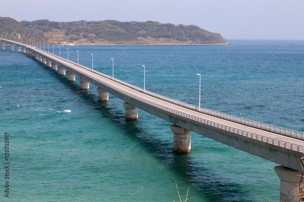 山口県角島大橋