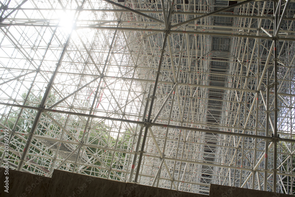 Fototapeta premium enormous scaffolding for a bridge 