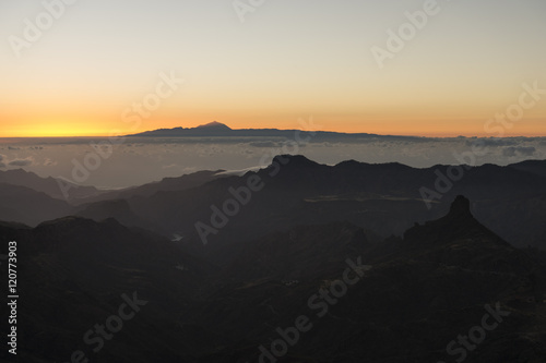 Atardecer desde el Roque Nublo con vista al Teide, Gran Canaria