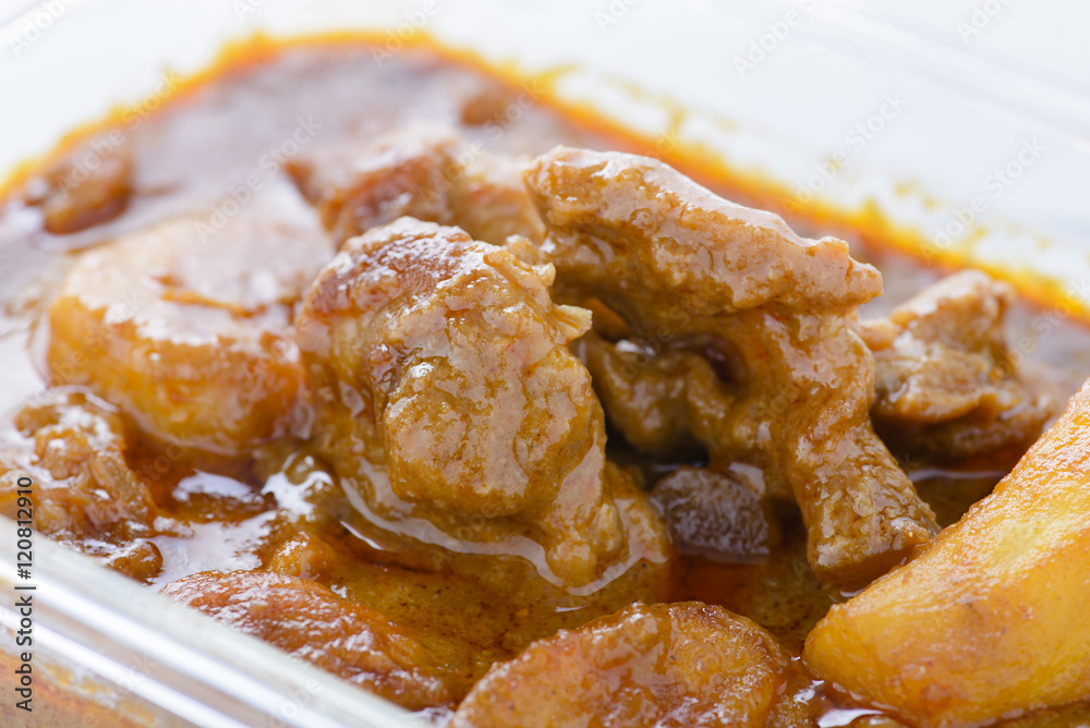 Mus-sa-mun Curry, Thai food Mus-sa-mun Curry, Thai food