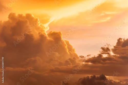 Obraz dramatyczne chmury