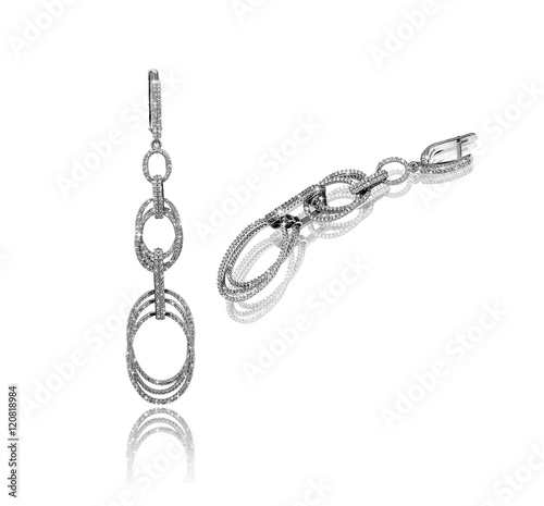 diamond ring and earrings on a white background, 3d illustration