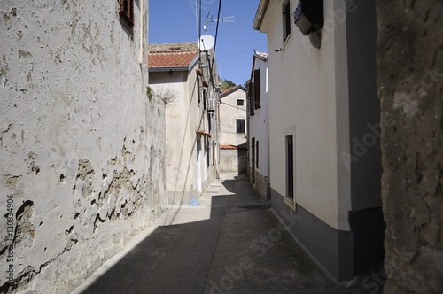 Narrow streets of Susak © krutenyuk