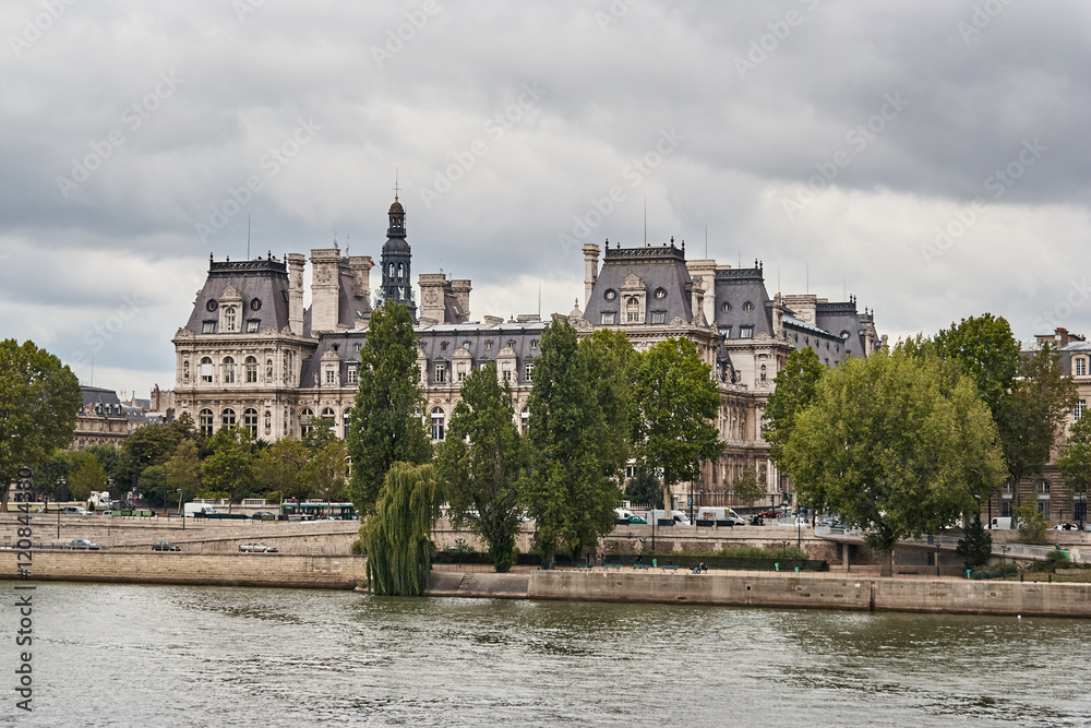 Series of photos of the most famous landmarks of Paris