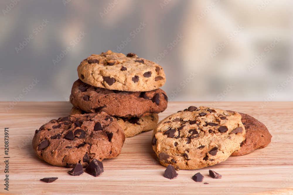 Frische Cookies mit Schokolade Frische Cookies mit Schokolade