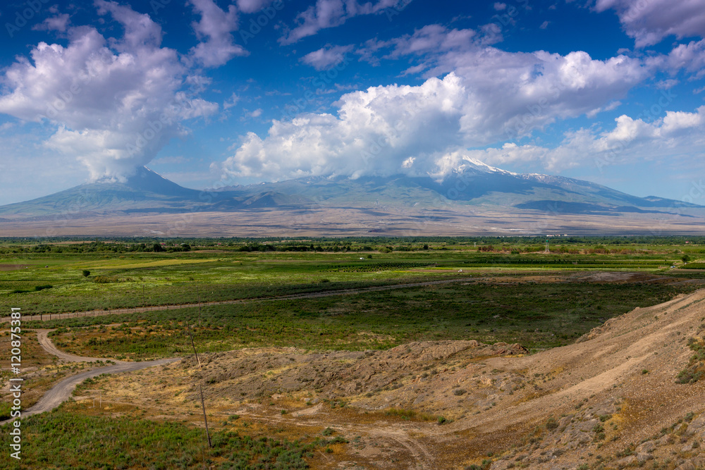 Immense Ararat