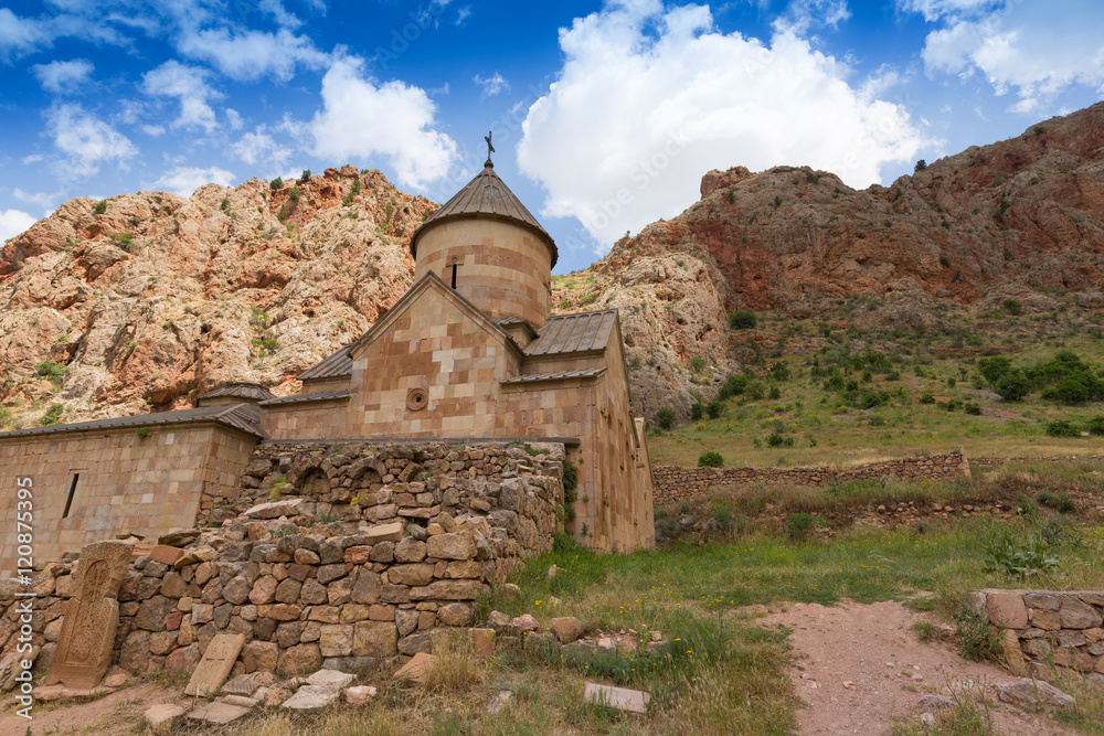 Open for the sky and people - Noravank Monastery