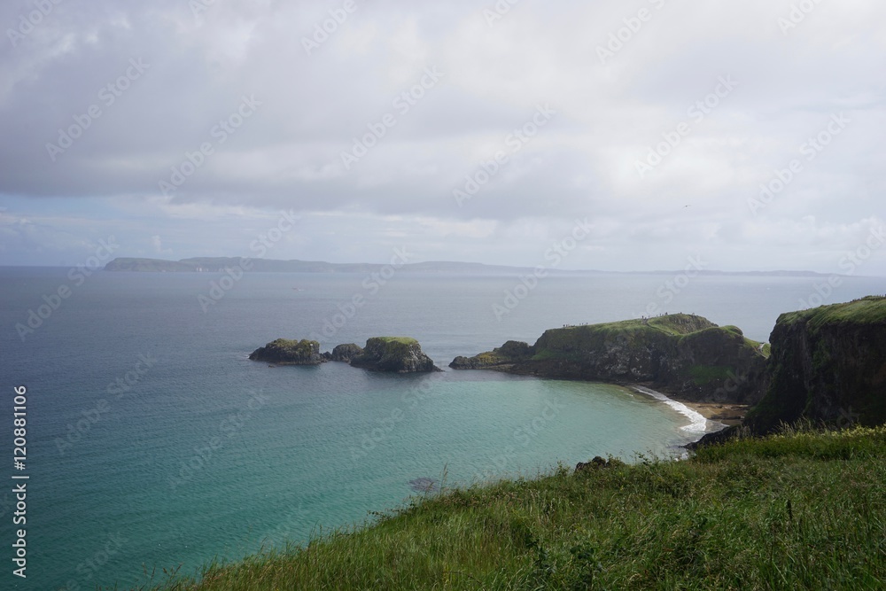 Landschaft um Carrick-a-Rede - Rope Bridge / Nordirland Landschaft um Carrick-a-Rede - Rope Bridge / Nordirland