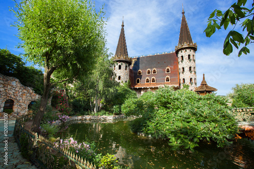 castle called "Love in the wind" in the village of Ravadinovo