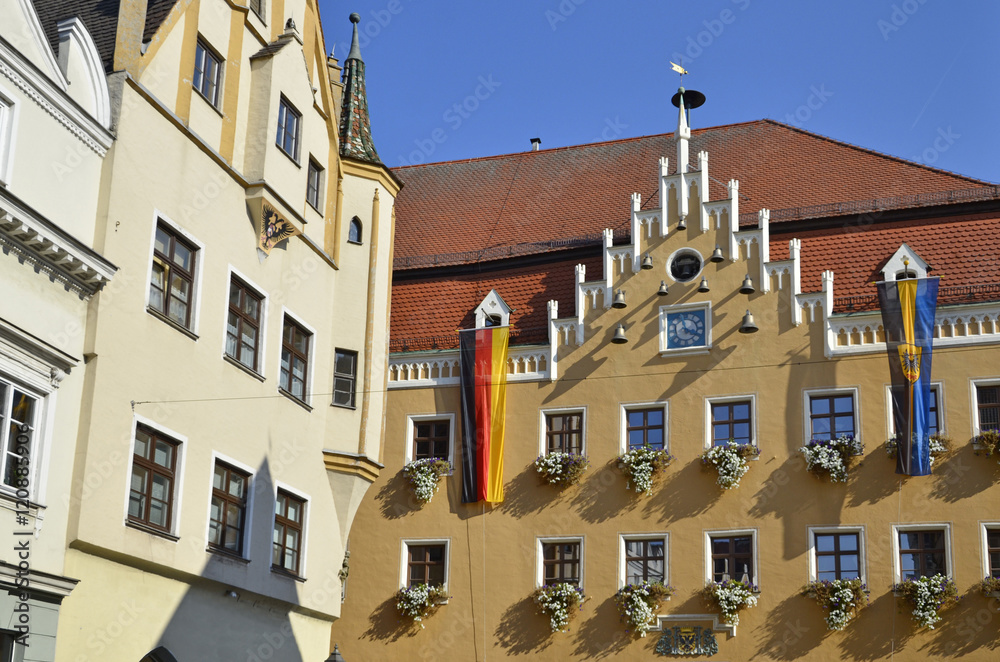 Rathaus mit Glockenspiel,  Donauwörth