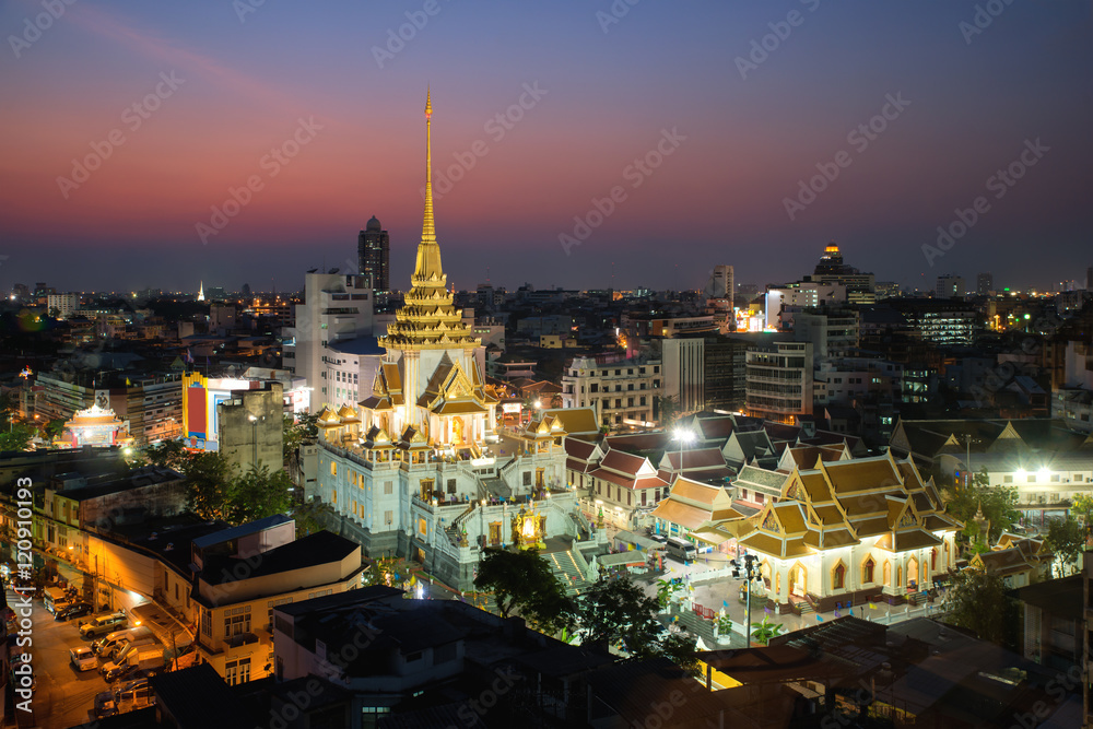Wat Traimit at Yaowarat district in Bangkok, Thailand. 