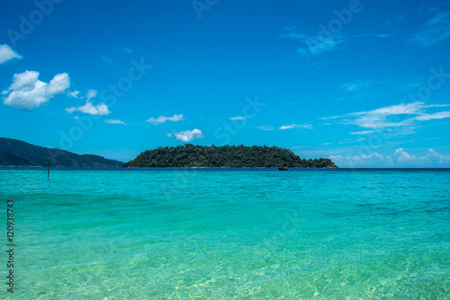 Clear water and beautiful Andaman sea of Lipeh island, Thailand.