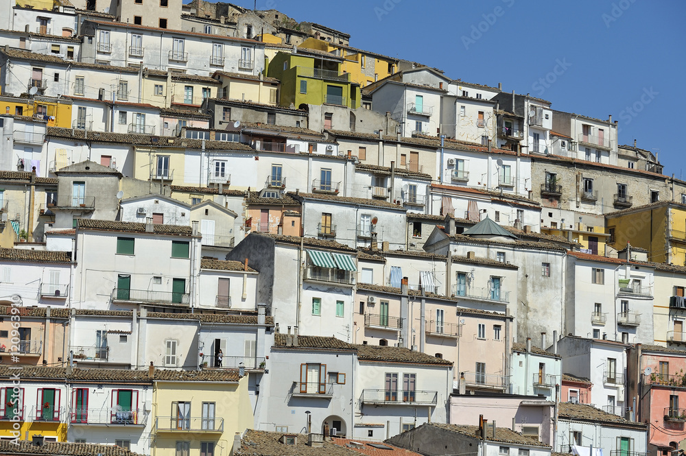 Calitri, Avellino, Irpinia, panorama case tipiche