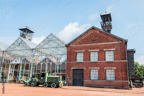 Fotografía Bâtiments et Chevalements de la mine de charbon