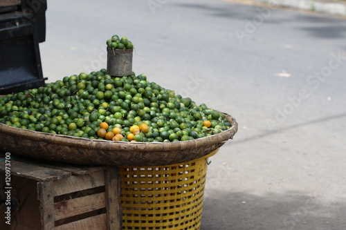  Kalamansi fruit au marché