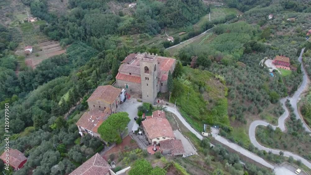 gorgeous tuscany flyover with the sunset light made with the drone / le colline toscane e i suoi paesini ripresi con il drone gorgeous tuscany flyover with the sunset light made with the drone / le colline toscane e i suoi paesini ripresi con il drone