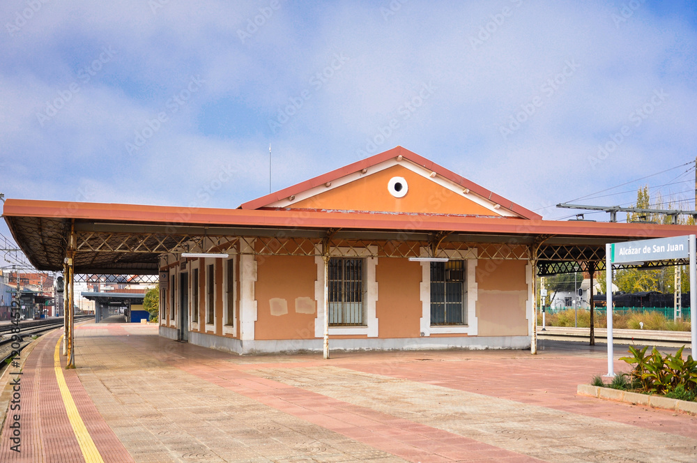 Ferrocarriles españoles, Estación de Alcázar de San Juan, Ciudad Real Ferrocarriles españoles, Estación de Alcázar de San Juan, Ciudad Real