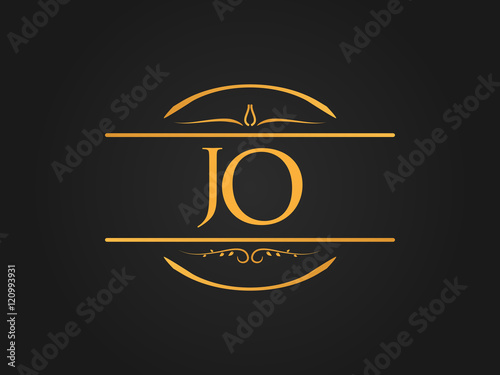 Luxurious Circle Ornament