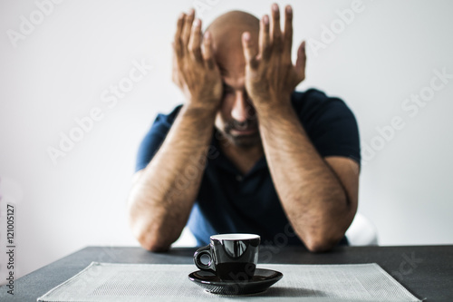 caffè e disperazione la mattina presto