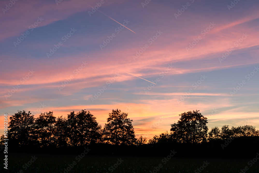 Fototapeta premium Sonnenuntergang mit Farbe