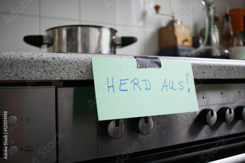 Erinnerung am Herd bei Demenz