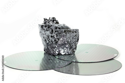 Принти на полотні wafers with piece of polycrystalline silicon isolated on white background