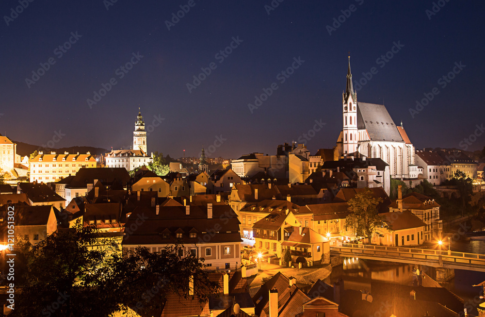 Obraz premium Night view of Cesky Krumlov.