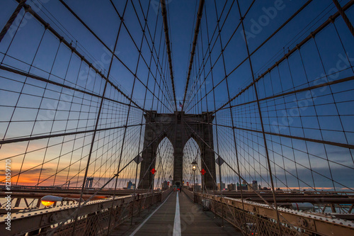 Brooklyn Bridge in New York City, USA © EyesTravelling