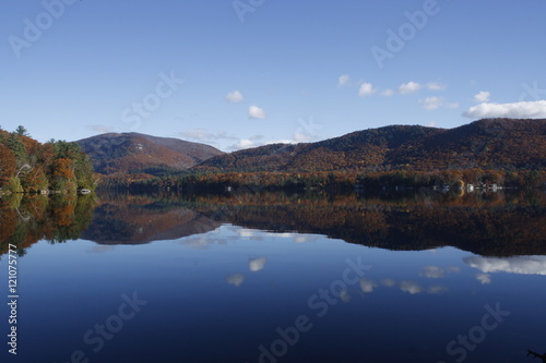 Fall foliage Lake Dunmore, Vermont