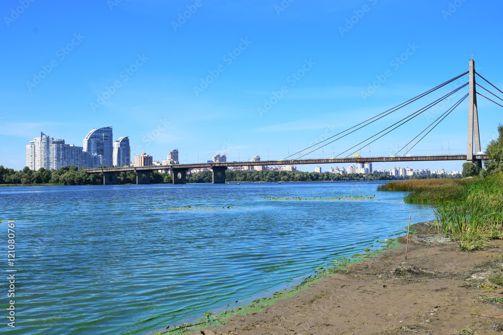 Naklejka premium River and a bridge 