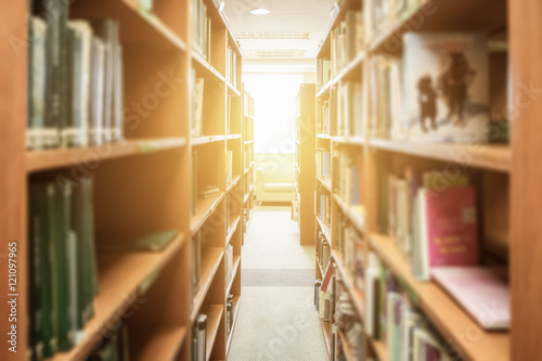 Slika na platnu bookshelf straight class in library