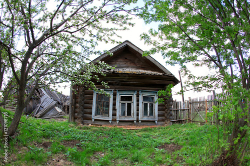 Fototapeta Naklejka Na Ścianę i Meble -  small hut