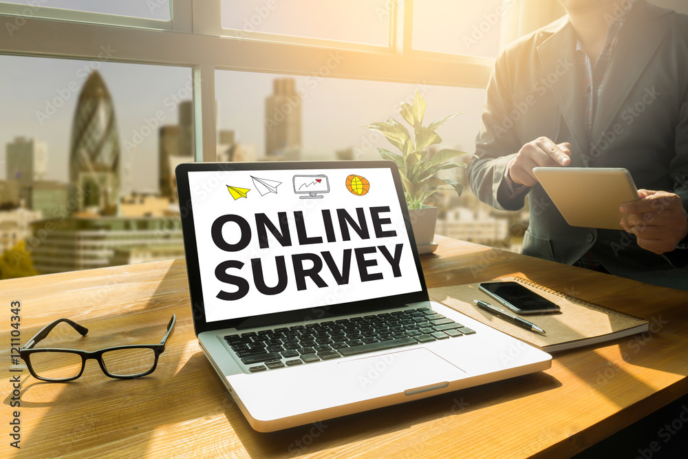 Fototapeta premium ONLINE SURVEY