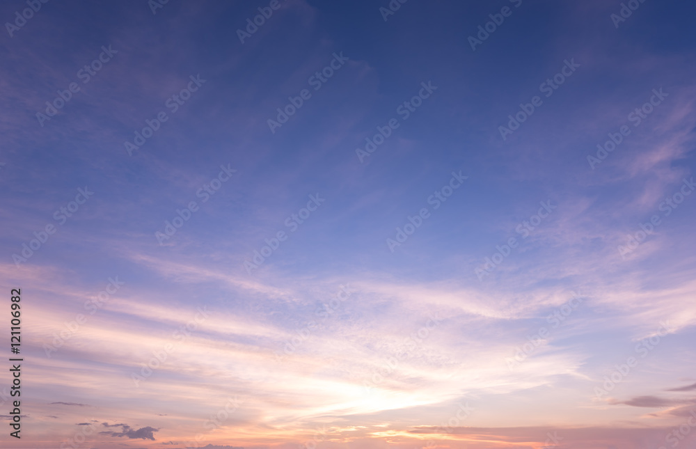 Obraz premium zachód słońca na tle nieba