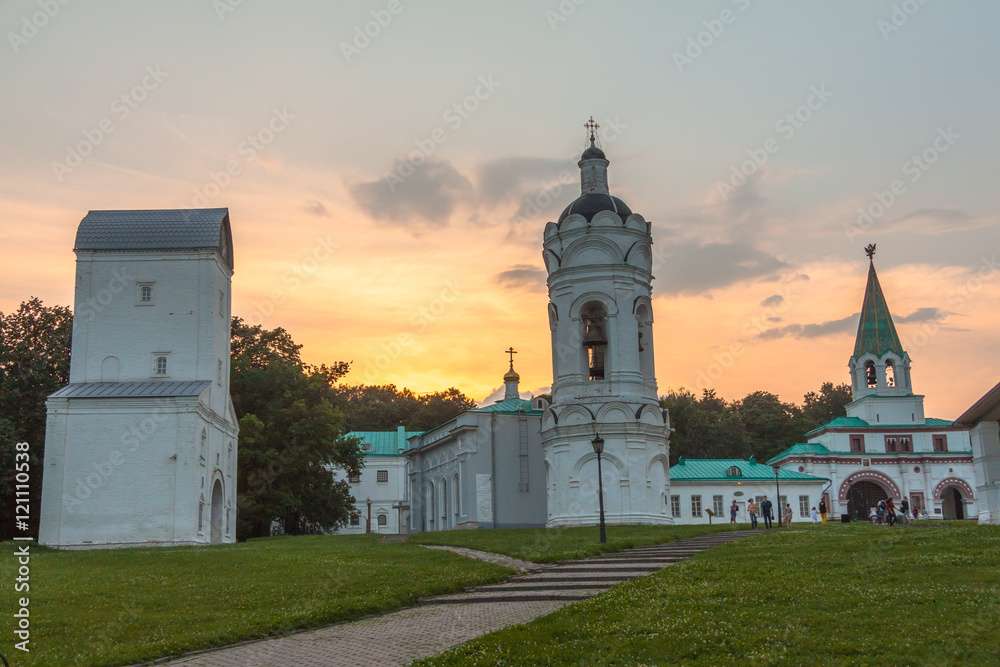 The Front Gate, Water Related tower and church of St. George in Kolomenskoye, summer evening