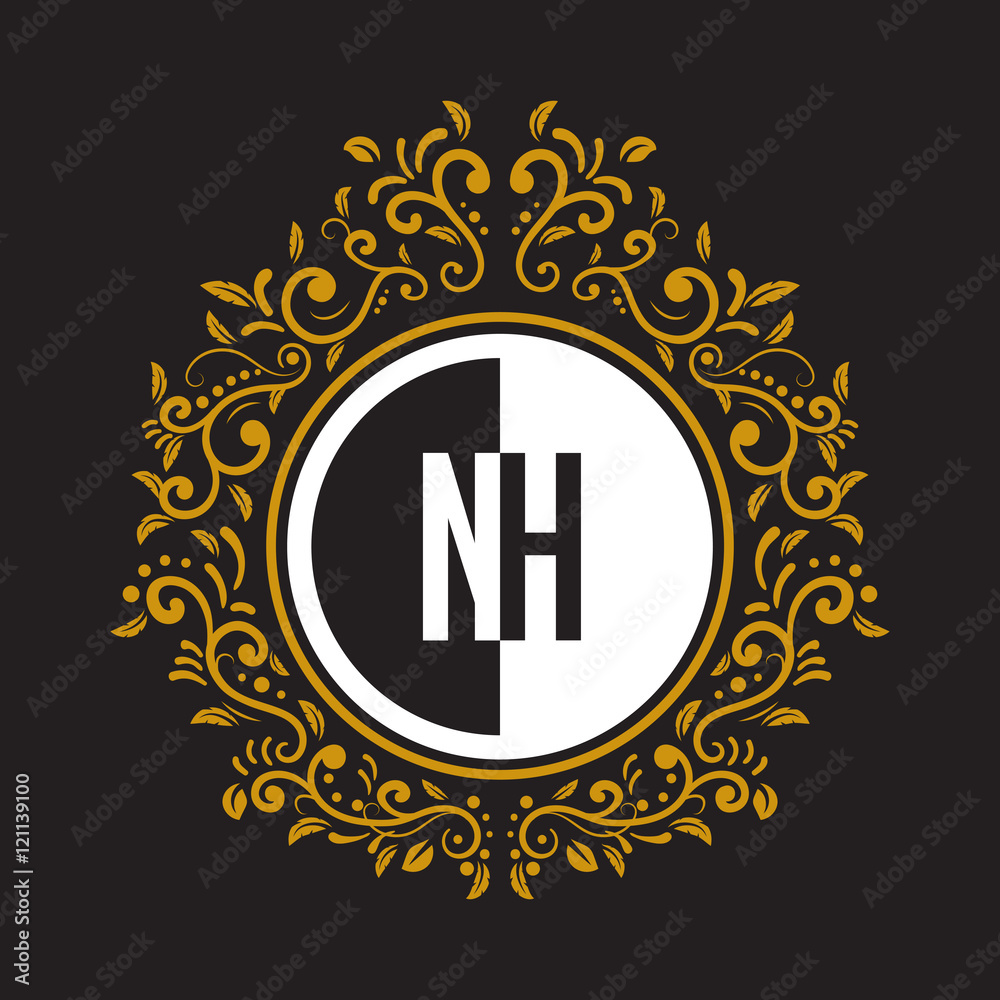 Fototapeta premium INITIAL CIRCLE HALF vintage