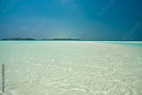 Fantastic beach in Maldivian island © forcdan