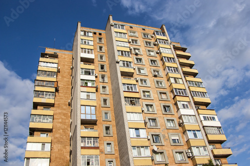 Multi-storey building 