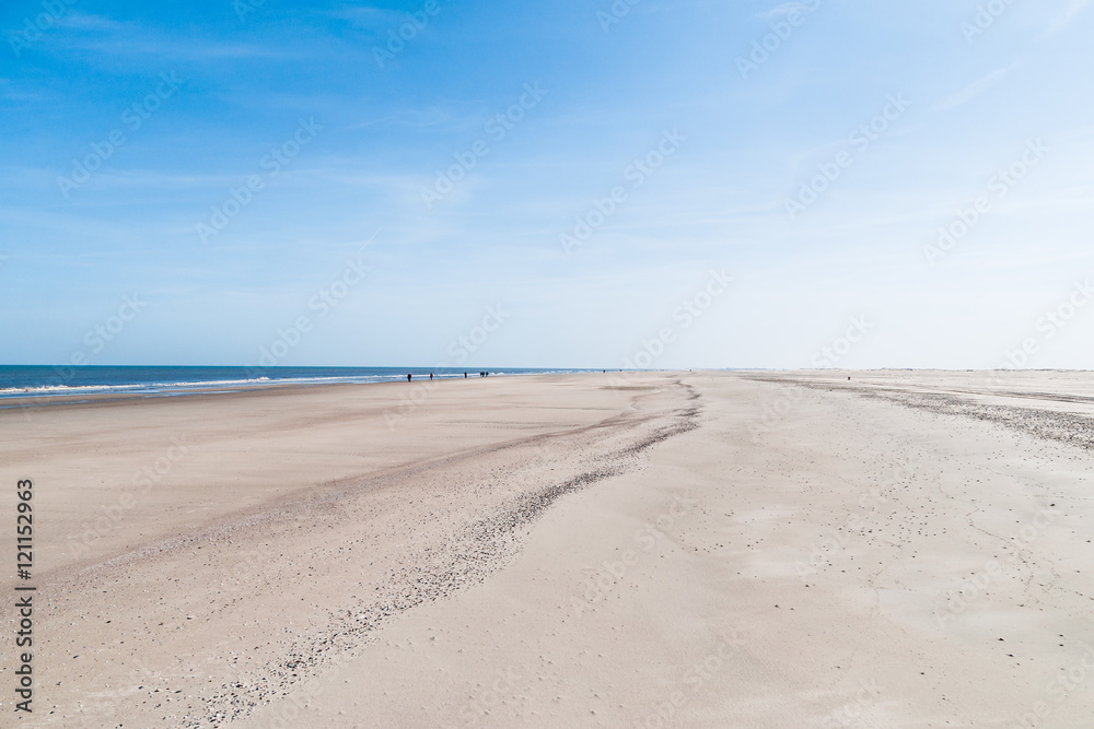Strand an der Küste der ostfriesischen Insel Norderney, Deutschland