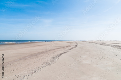 Fototapeta Naklejka Na Ścianę i Meble -  Strand an der Küste der ostfriesischen Insel Norderney, Deutschland