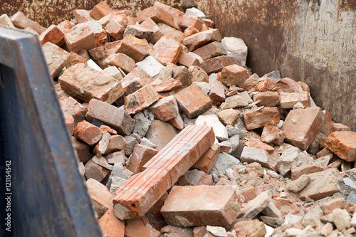 Obraz na płótnie Container / Container full of Building rubble and stones w salonie