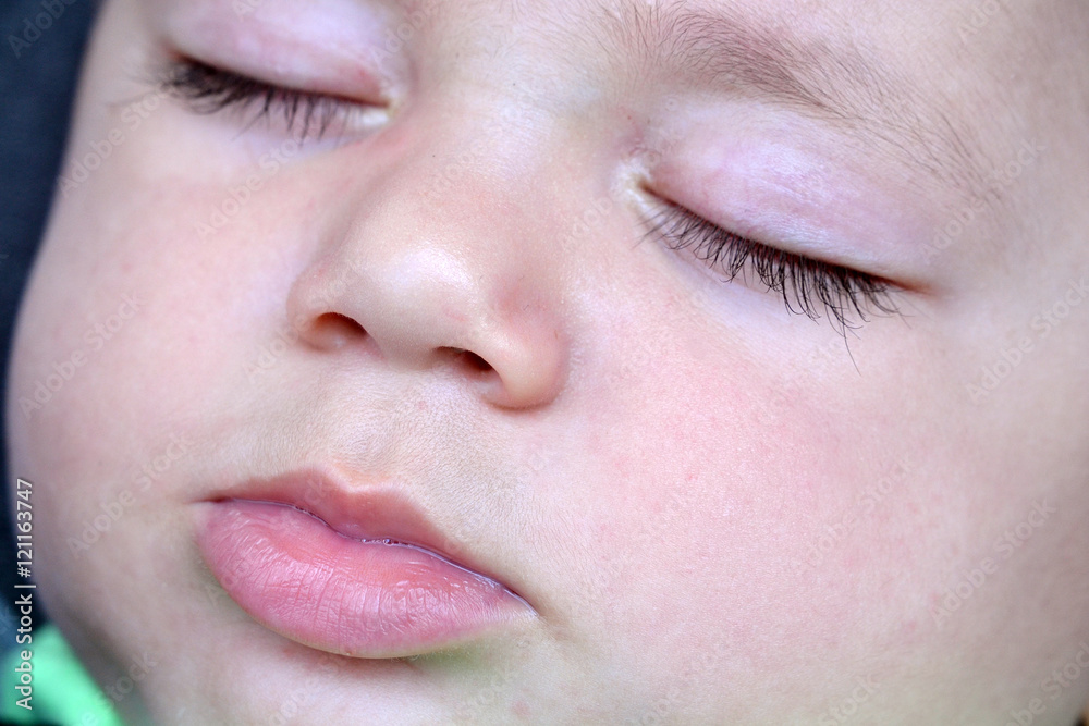 Retrato de un bebe durmiendo Retrato de un bebe durmiendo