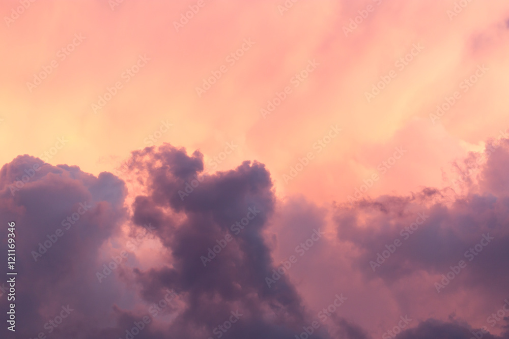 beautiful sky with clouds in the evening