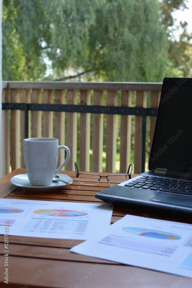 Fototapeta premium Working from home on balcony