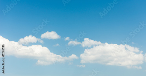 Fototapeta Naklejka Na Ścianę i Meble -  Blue sky and white clouds