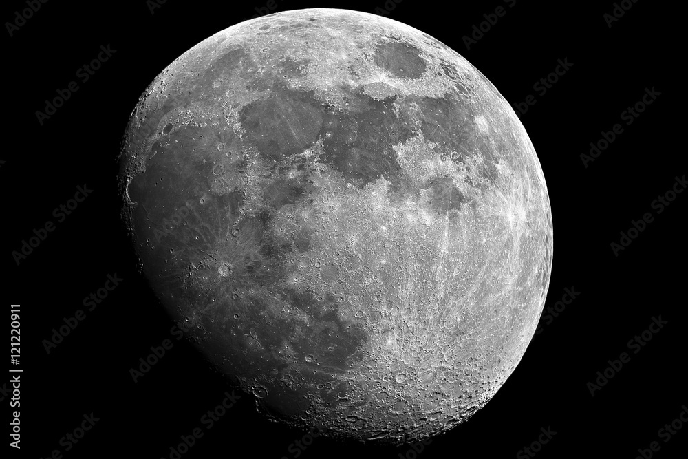 Obraz premium Księżyc w fazie wzrostu (przybywający księżyc). Zrobione przez teleskop. Niesamowite szczegóły, zadbałem o to w trybie przetwarzania.