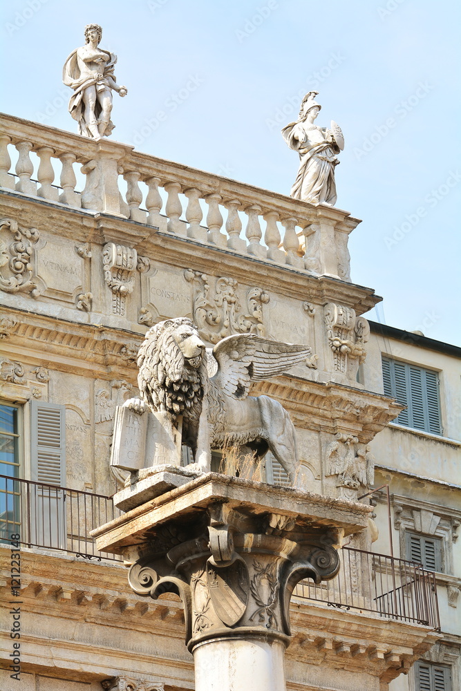 The statue of the Lion in the square called 