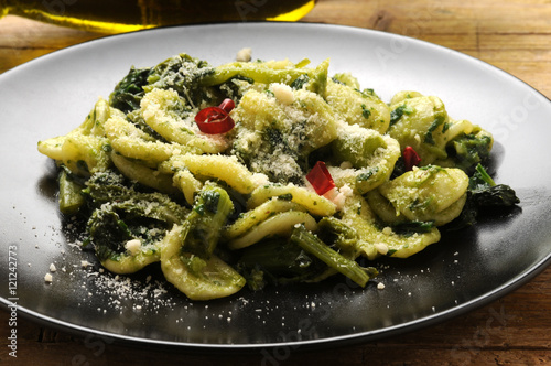 Foto Orecchiette alle cime di rapa Brassica rapa sylvestris Cucina italiana Stängelko